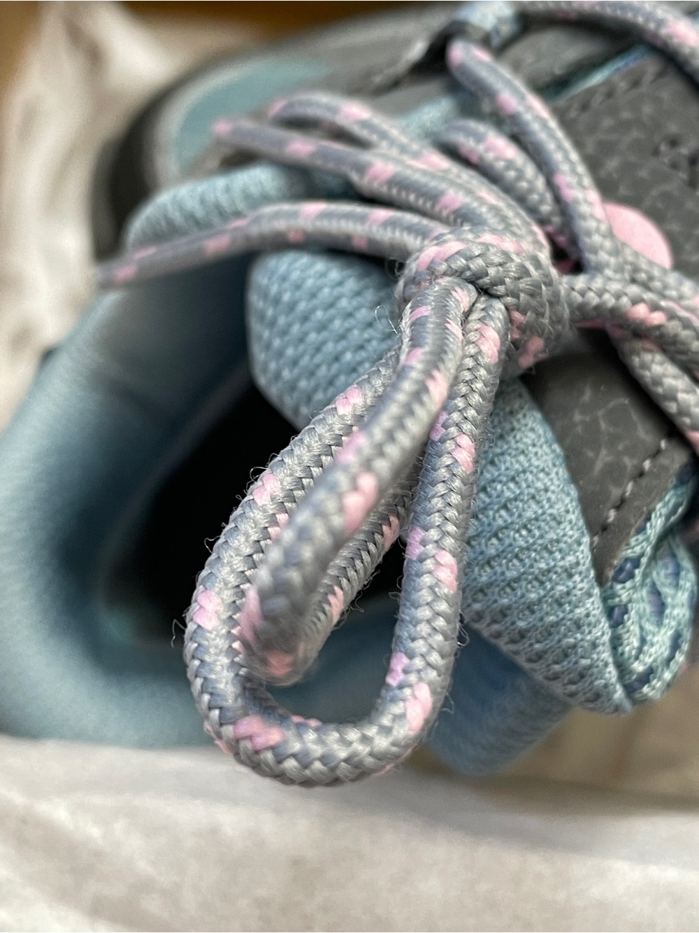 New Merrell Teal and Gray girl Trail Shoes with Pink Accent Size little girl 13M - Picture 5 of 7
